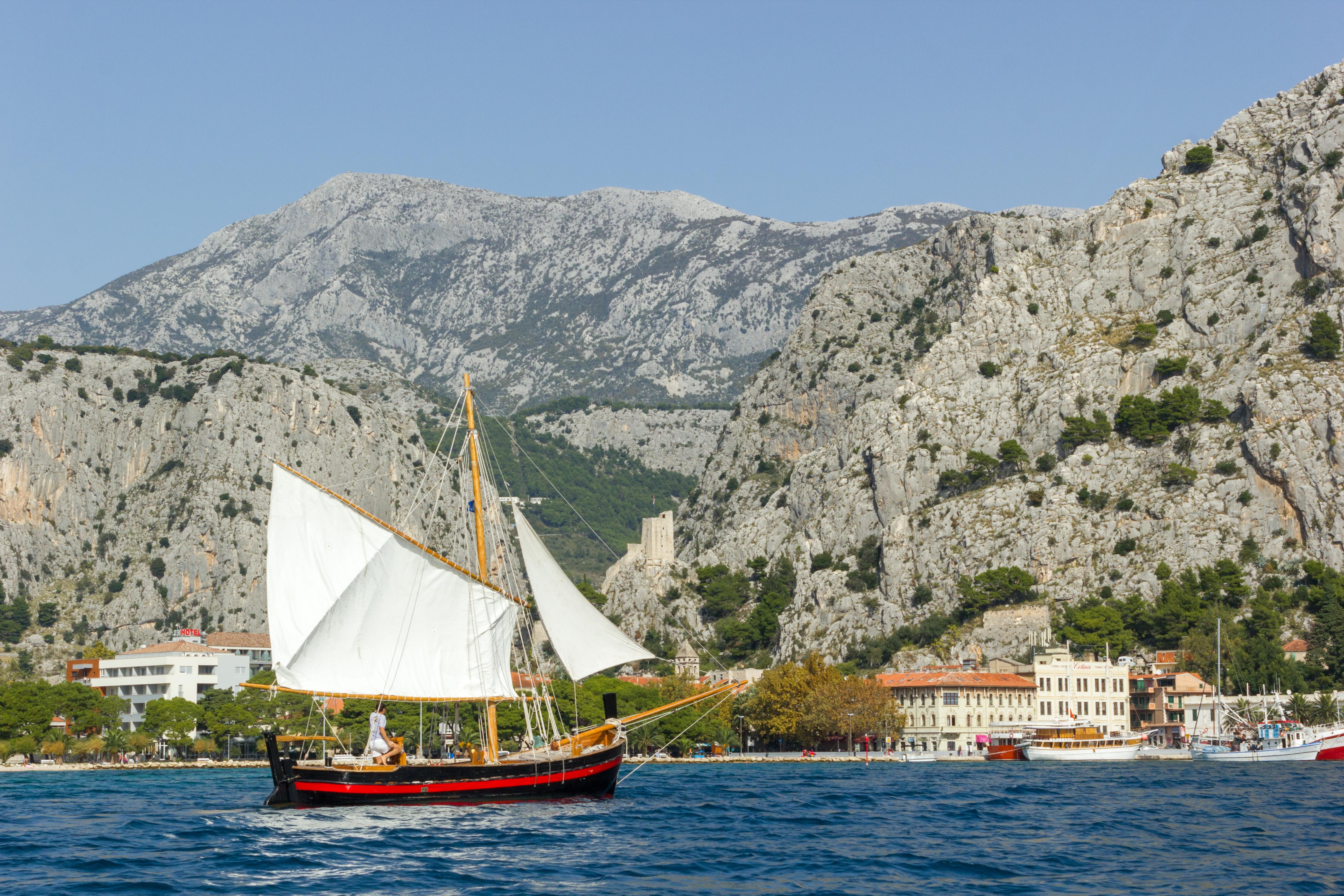 Hotel Villa Dvor (Adults Only) Omiš Екстериор снимка