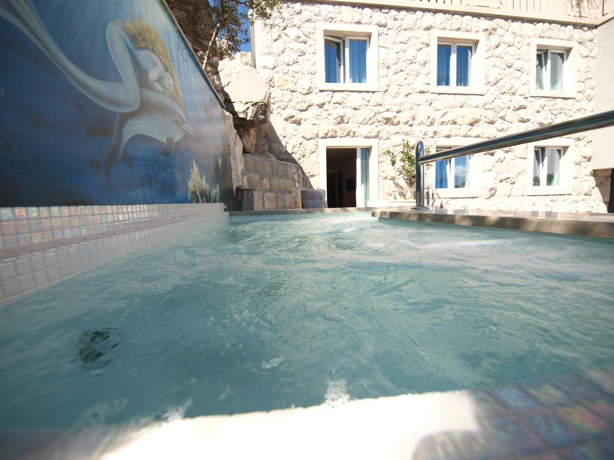 Hotel Villa Dvor (Adults Only) Omiš Стая снимка
